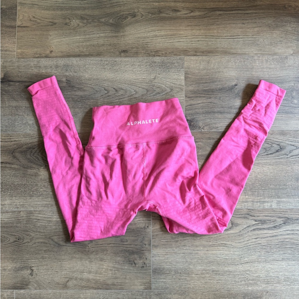 Alphalete pink leggings